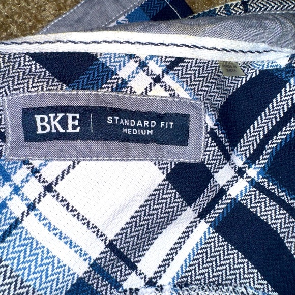 BKE Standard Fit Snap Button Flannel Shirt - Blue, White & Black Plaid size M - Picture 5 of 5